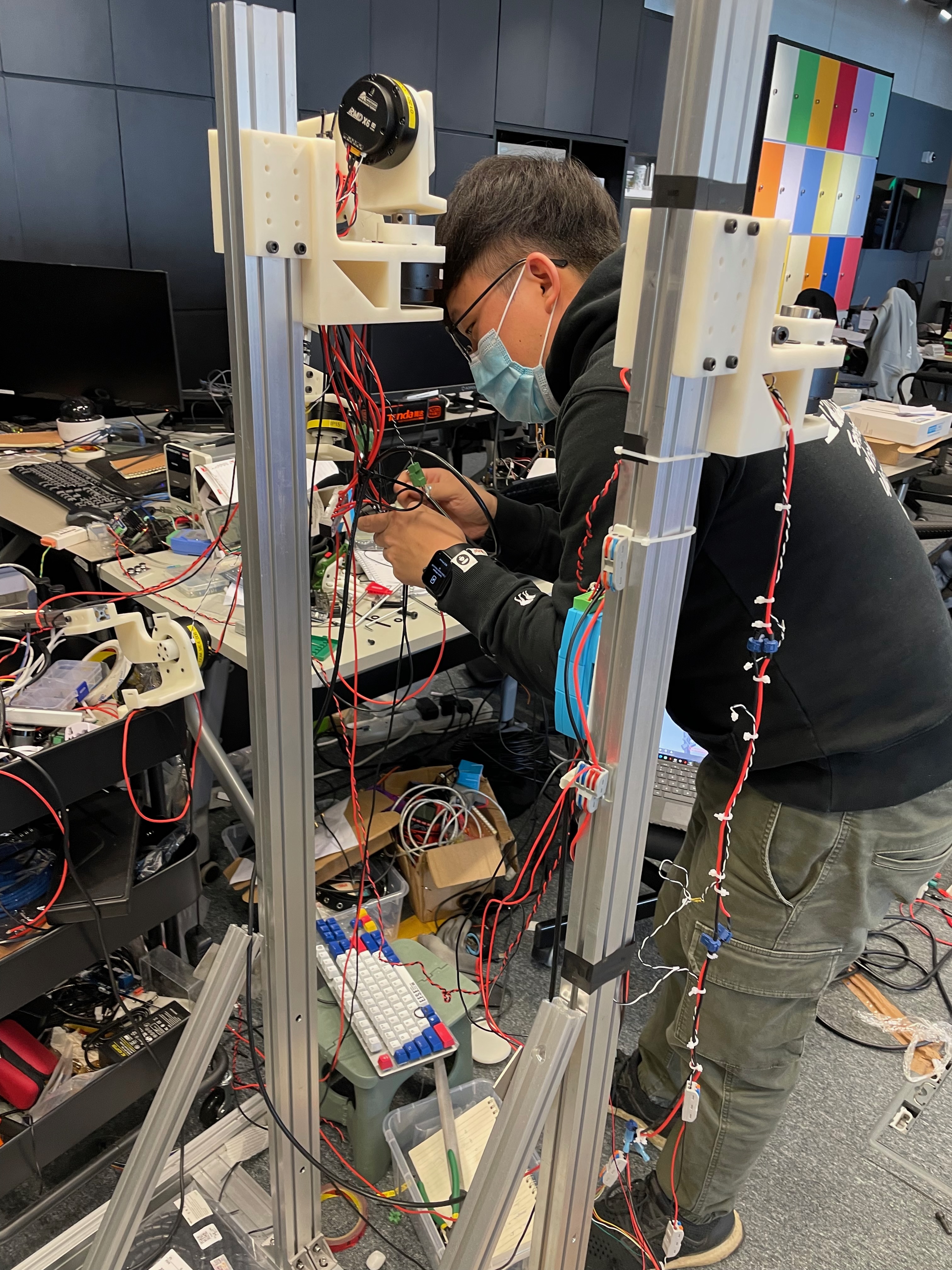 Exoskeleton haptic feedback system