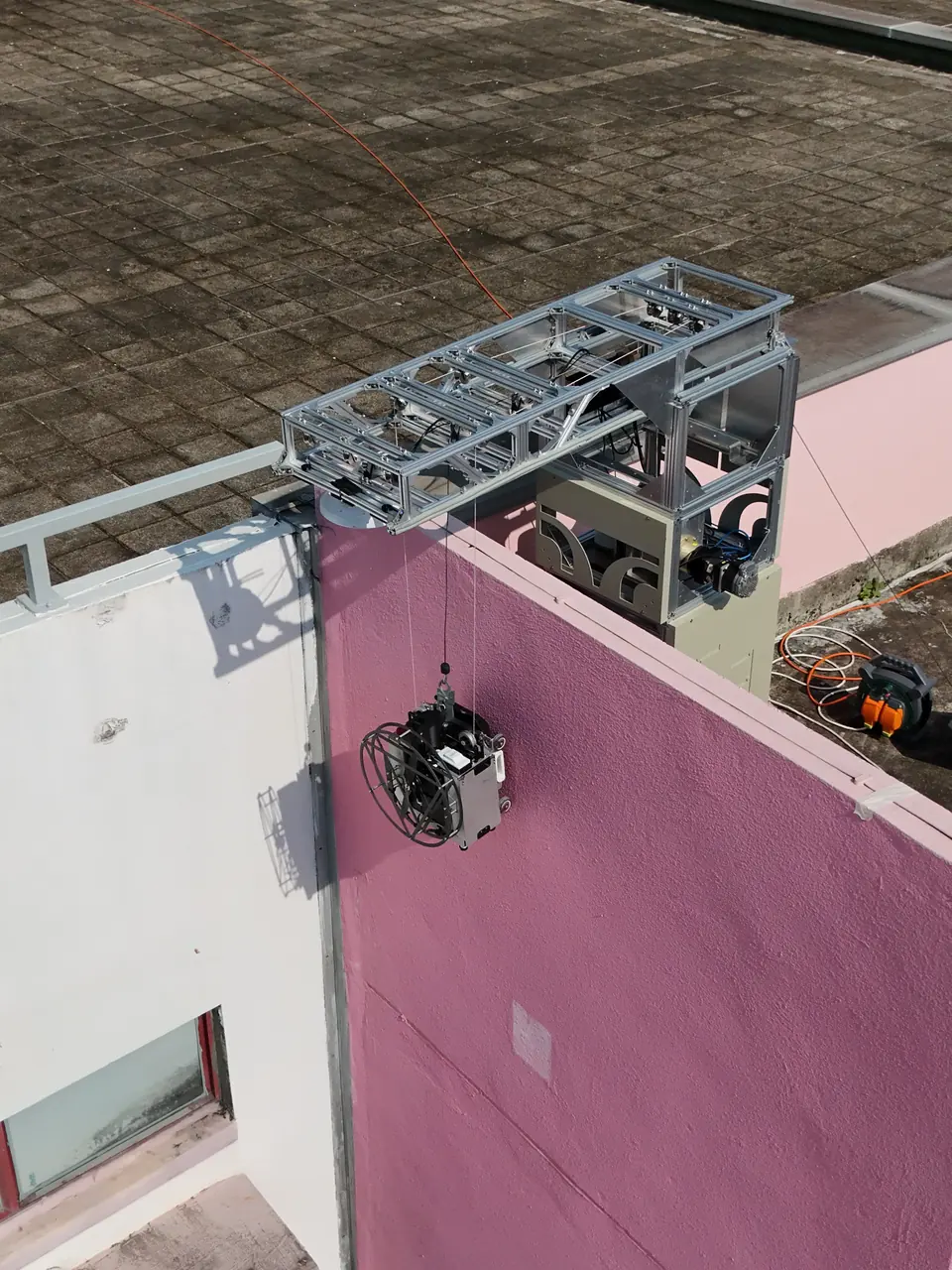 Robo-Tapper facade inspection setup